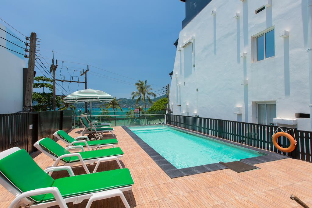 Patong Swiss Hotel Beach Front Пхукет Екстер'єр фото