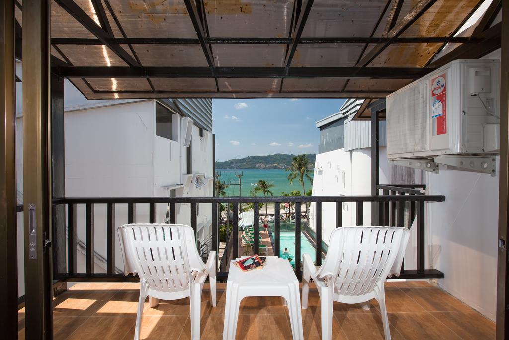 Patong Swiss Hotel Beach Front Пхукет Екстер'єр фото